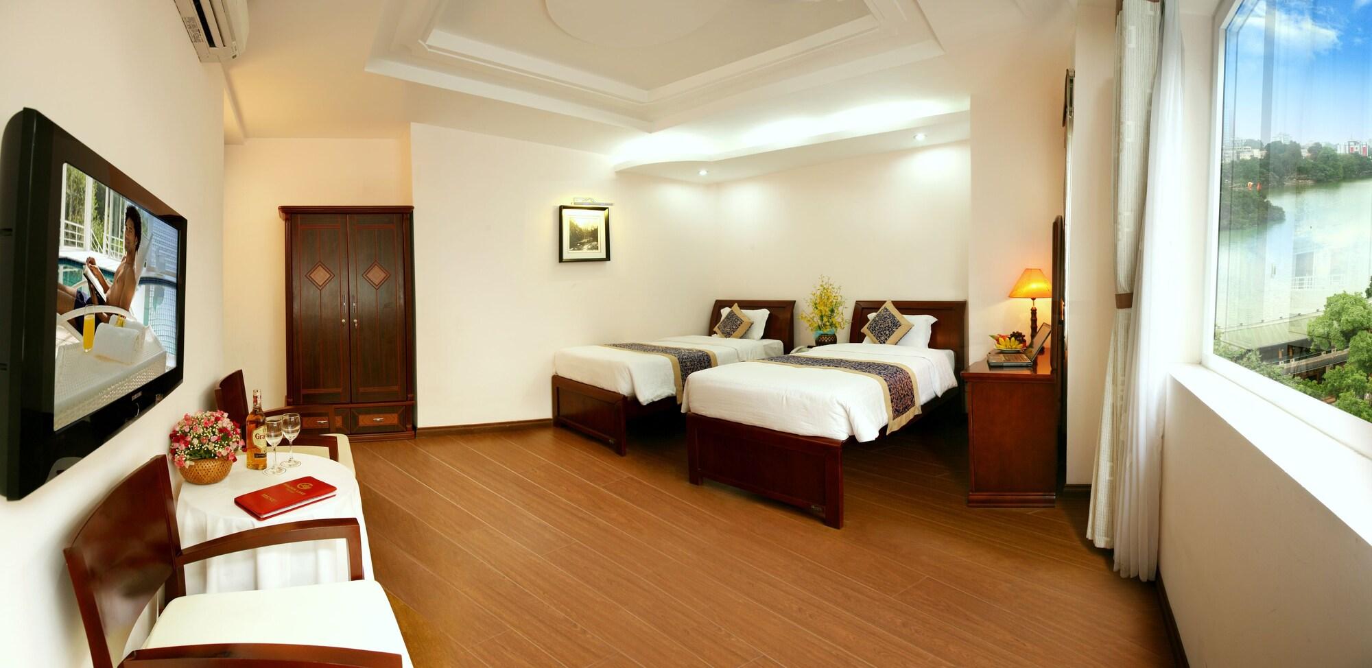 Lakeside Palace Hotel Hanoi Exterior photo