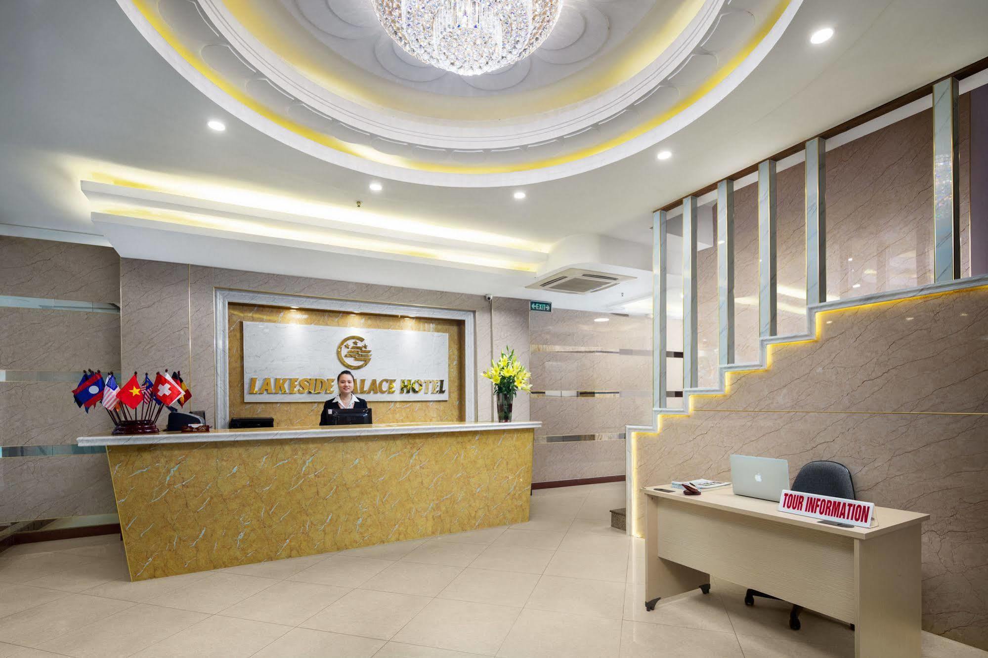 Lakeside Palace Hotel Hanoi Exterior photo